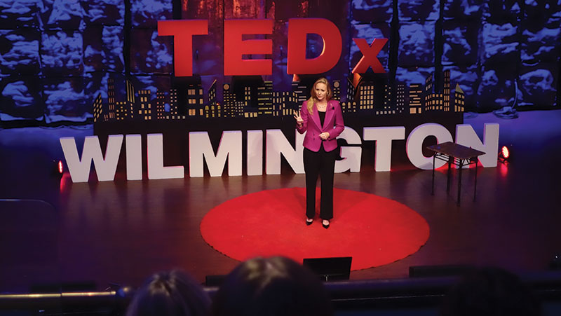 Dr Robyn Lynette - 06 teenage Robyn - Id Like to Thank The Cartel for Getting Me Out of the Cult Cover Only